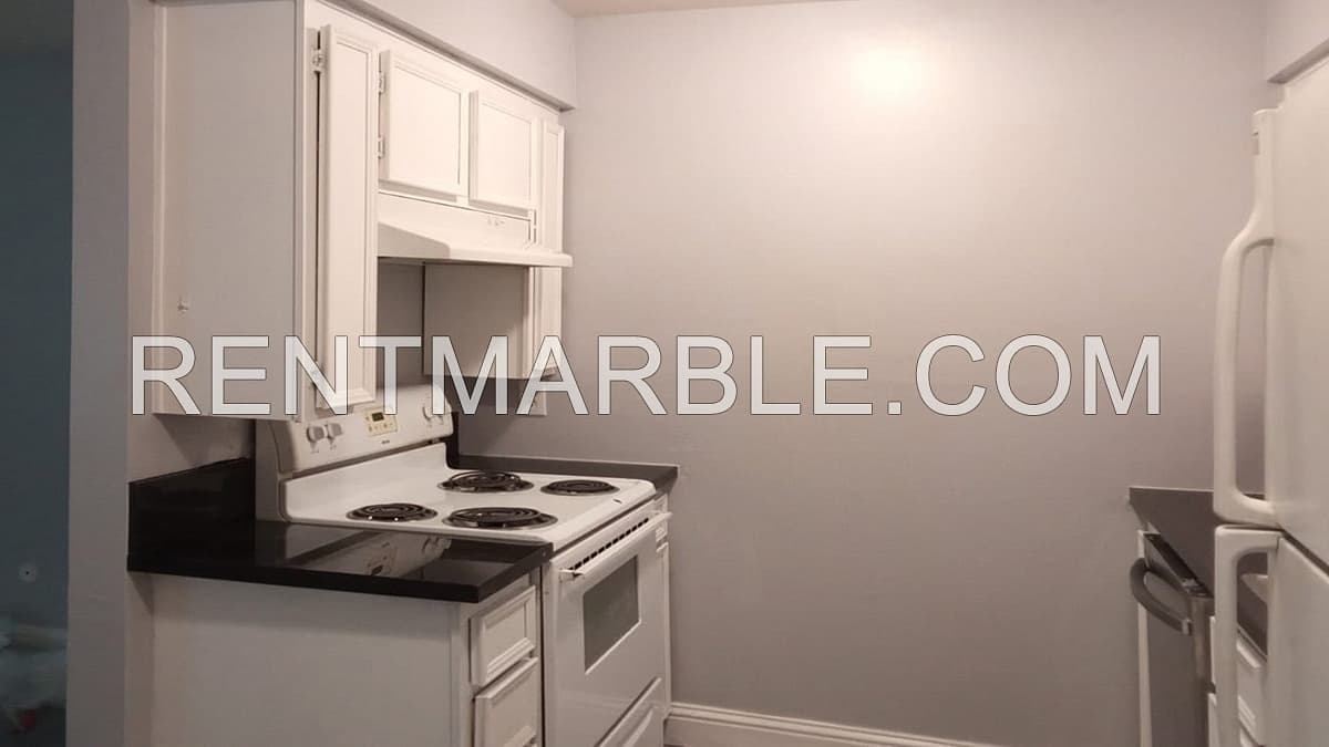 4550 E Fountain Way, Apt 103, Fresno CA 93726 photo 16