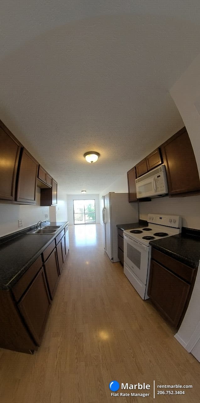 1921 Groveland St, Lincoln NE 68521 photo 4