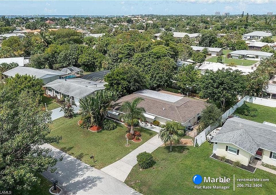 5212 Rutland Ct, Cape Coral FL 33904 photo 3